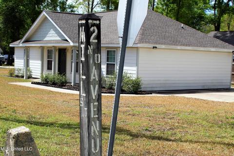 65 2nd Ave, Lucedale, MS 39452 photo 2