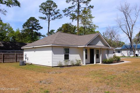 65 2nd Ave, Lucedale, MS 39452 photo 3