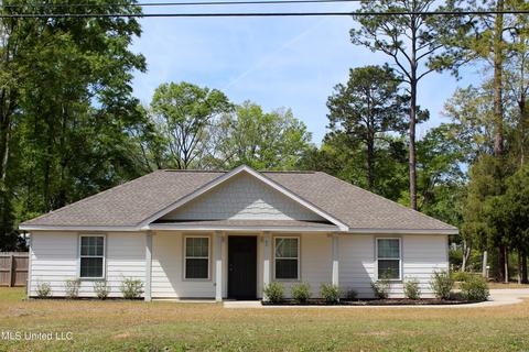65 2nd Ave, Lucedale, MS 39452 photo 1
