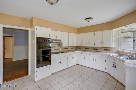 550 Naples Rd, Jackson, MS 39206 photo 15