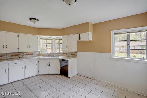 550 Naples Rd, Jackson, MS 39206 photo 14
