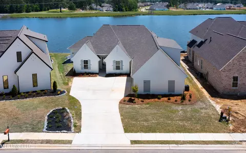 138 Herons Bay Cir, Madison, MS 39110