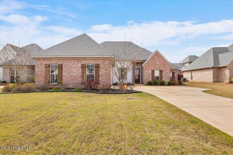 204 Duchess Ct, Flowood, MS 39232