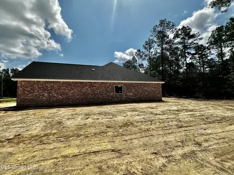2108 Floral St, Moss Point, MS 39562 photo 5
