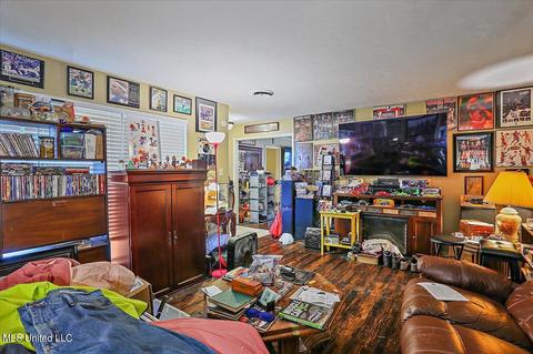 1156 Winnrose St, Jackson, MS 39211 photo 5