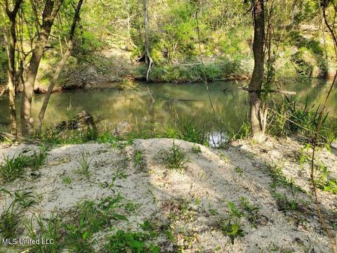 No Enterprise Road, Mccomb, MS 39648