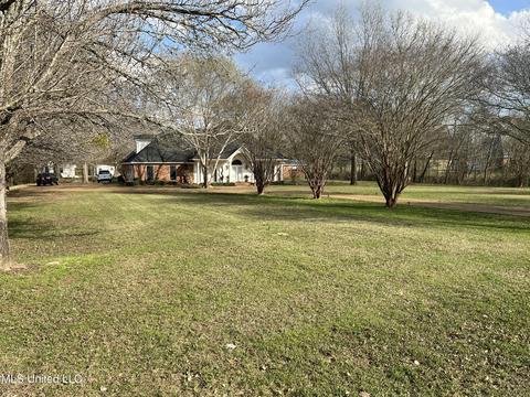 117 Random Oak Cv, Raymond, MS 39154 photo 4