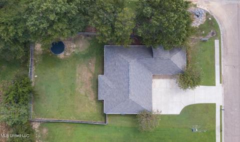 100 Bainbridge Xing Xing, Canton, MS 39046 photo 6