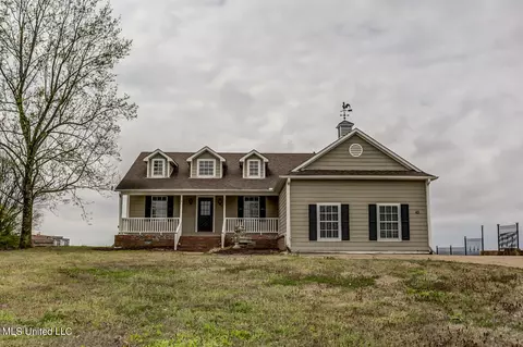 43 Nile River Cv, Lake Cormorant, MS 38641