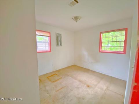 440 Collier Ave, Jackson, MS 39213 photo 5