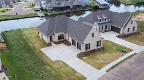 113 Harbor View Dr, Madison, MS 39110