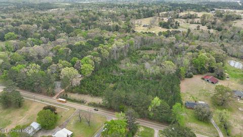7298 Terry Rd, Terry, MS 39170 photo 9