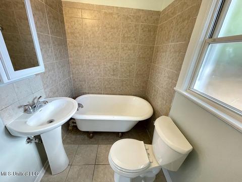 419 E 2nd St, Long Beach, MS 39560 photo 16