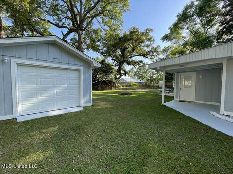 419 E 2nd St, Long Beach, MS 39560 photo 25