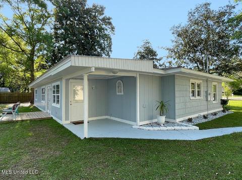 419 E 2nd St, Long Beach, MS 39560 photo 6