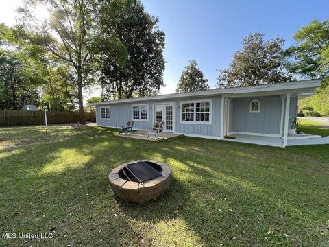 419 E 2nd St, Long Beach, MS 39560 photo 7