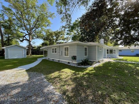 419 E 2nd St, Long Beach, MS 39560 photo 5