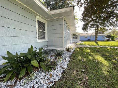 419 E 2nd St, Long Beach, MS 39560 photo 24