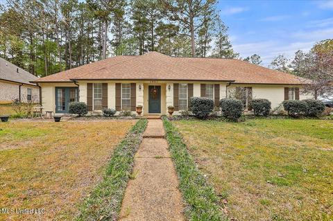 1031 Preston Dr, Brandon, MS 39047 photo 1