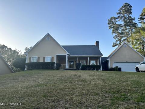 113 Azalea Trails Dr, Brandon, MS 39047 photo 1