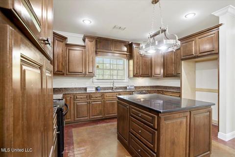69268 E Diamondhead Dr, Diamondhead, MS 39525 photo 13