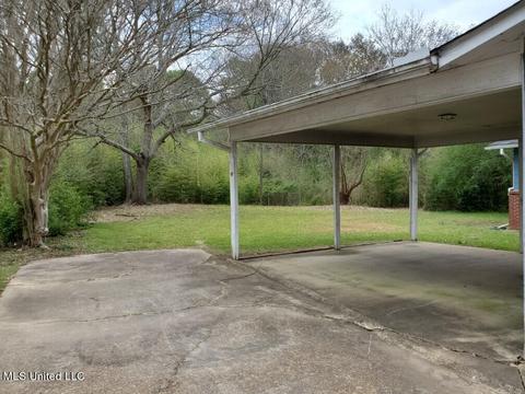 5120 Lurline Dr, Jackson, MS 39204 photo 2