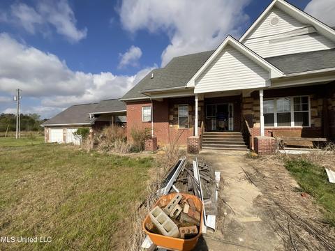 2314 Sharon Rd #A, Canton, MS 39046 photo 3