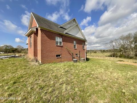 2314 Sharon Rd #A, Canton, MS 39046 photo 4
