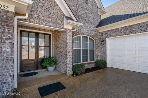 1032 Cross Winds Dr, Hernando, MS 38632 photo 2