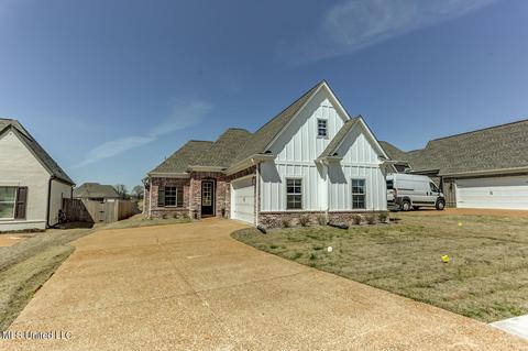 3819 Roland Dr, Southaven, MS 38672