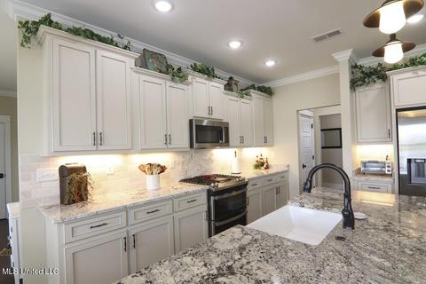 101 Trace Cv, Senatobia, MS 38668 photo 10