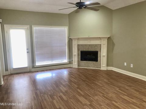 124 Stapleton Dr, Canton, MS 39046 photo 2