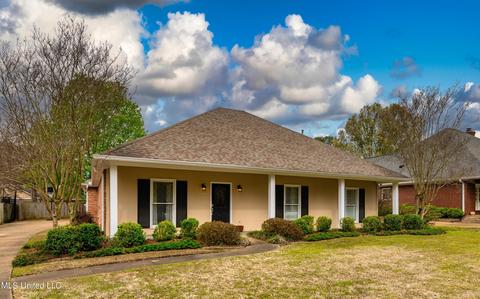 114 E Hill Dr, Madison, MS 39110 photo 2