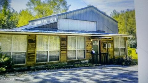 359 Old Hwy 49, Seminary, MS 39479