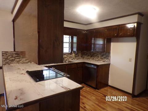 18 Matt Cir, Jackson, MS 39212 photo 7