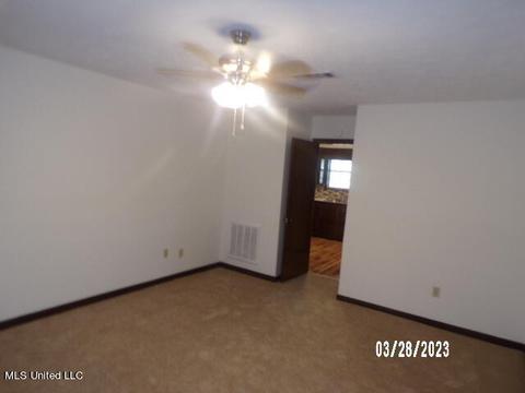 18 Matt Cir, Jackson, MS 39212 photo 14