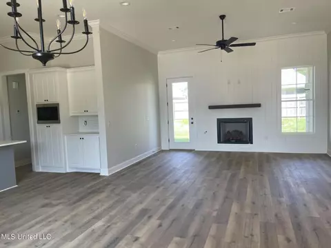 327 Willow Way, Canton, MS 39046 photo 5