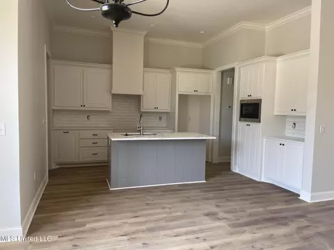 327 Willow Way, Canton, MS 39046 photo 4
