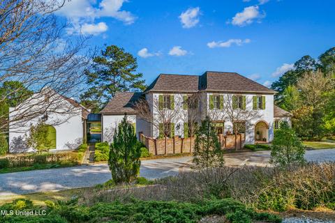 304 Lake Castle Rd, Madison, MS 39110