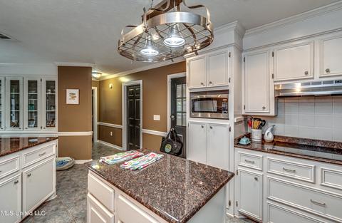 5155 Mccoy Dr, Jackson, MS 39211 photo 25