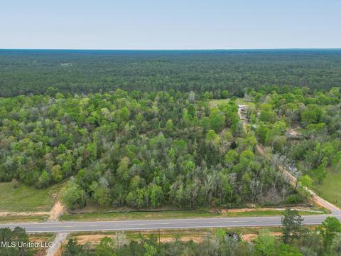 E Mchenry Road, Perkinston, MS 39573