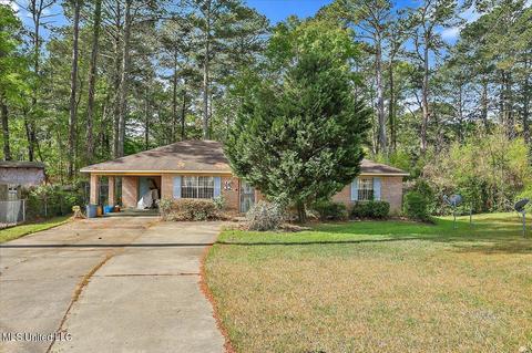 32 Elaine Ct, Jackson, MS 39204 photo 1