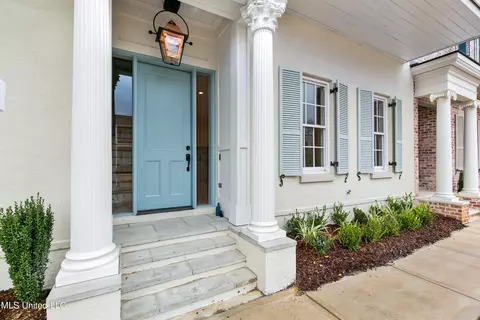Exterior - 212 Amelia Cir, Madison, MS 39110 photo 2 of 7