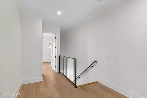 Entry Way - 212 Amelia Cir, Madison, MS 39110 photo 5 of 7