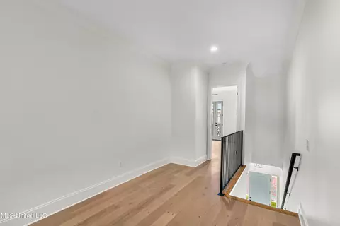 Entry Way - 212 Amelia Cir, Madison, MS 39110 photo 4 of 7