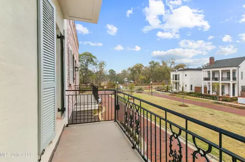 Exterior - 212 Amelia Cir, Madison, MS 39110 photo 3 of 7