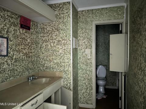 799 N Flag Chapel Rd, Jackson, MS 39209 photo 30