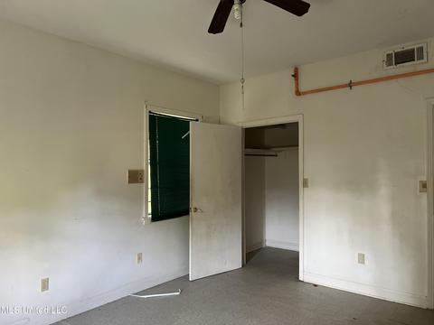 799 N Flag Chapel Rd, Jackson, MS 39209 photo 12