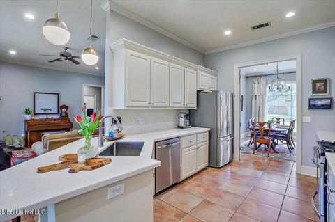 106 Hartfield Dr, Madison, MS 39110 photo 13