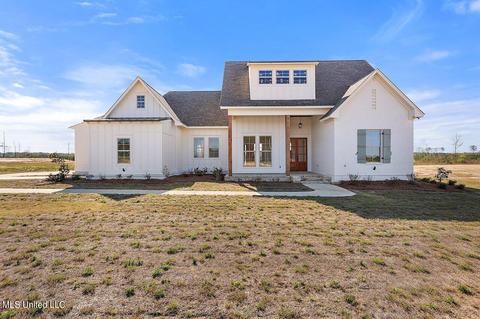 526 Stump Ridge Rd, Brandon, MS 39047